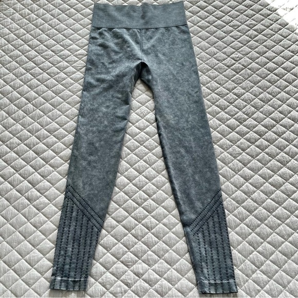 Like-new Freely leggings - Picture 5 of 6